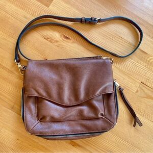 Chic Brown Leather Crossbody Bag